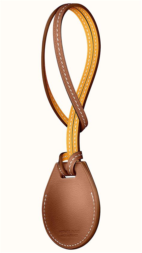 apple airtag hermes price|apple airtag hermes bag charm.